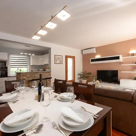 Apartman Magdalena With Private Pool