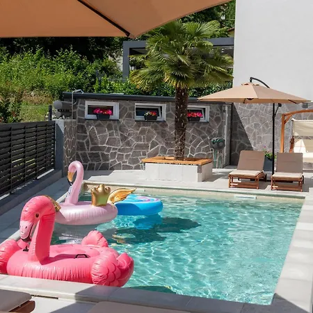 Apartman Magdalena With Private Pool Rukavac (Primorje-Gorski Kotar)