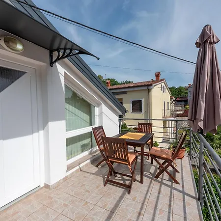 Magdalena With Private Pool Apartman *